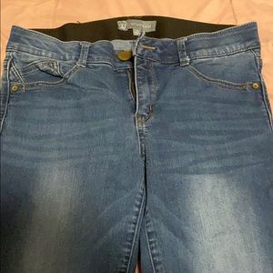 Wit & Wisdom absolution jeans